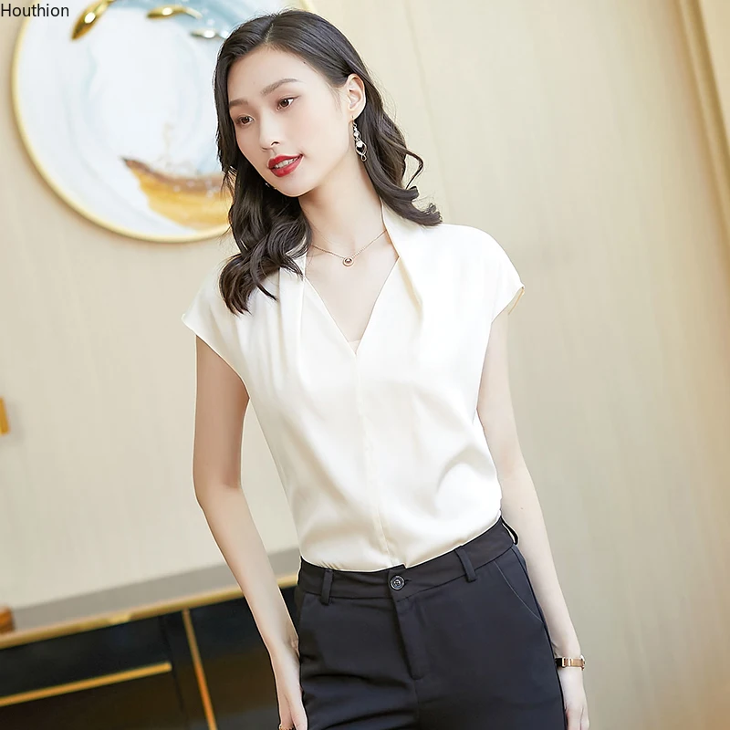

Silk Satin Loose Women's Shirts New Fashion Blouse Solid Color V-neck Shirt Summer Casual Short Sleeve Blusas Houthion