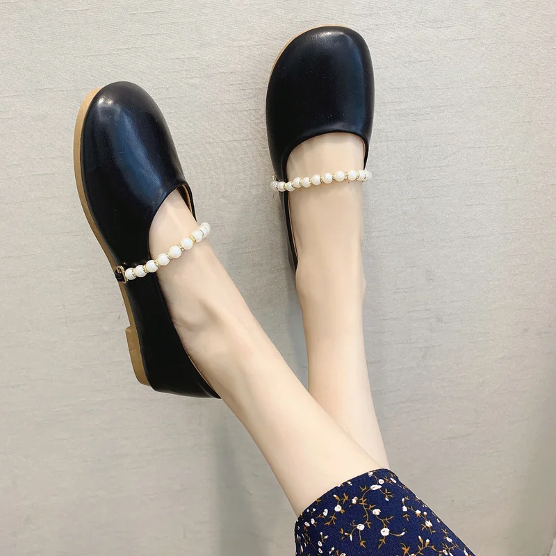 Кеды женские кожаные маленький размер с закрытым носком круглым симпатичные на