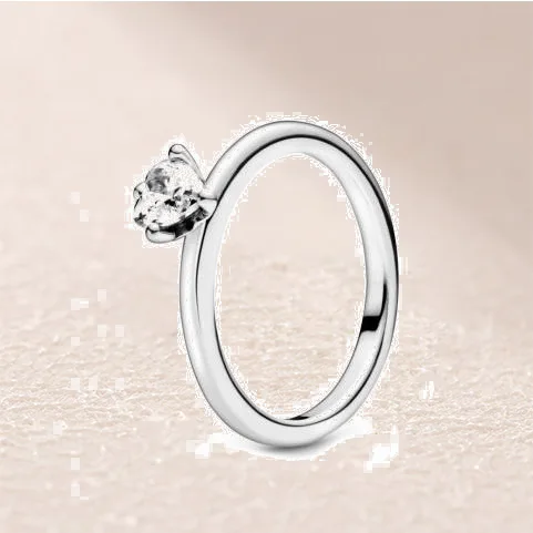 

198691C01 Clear Heart Solitaire Ring