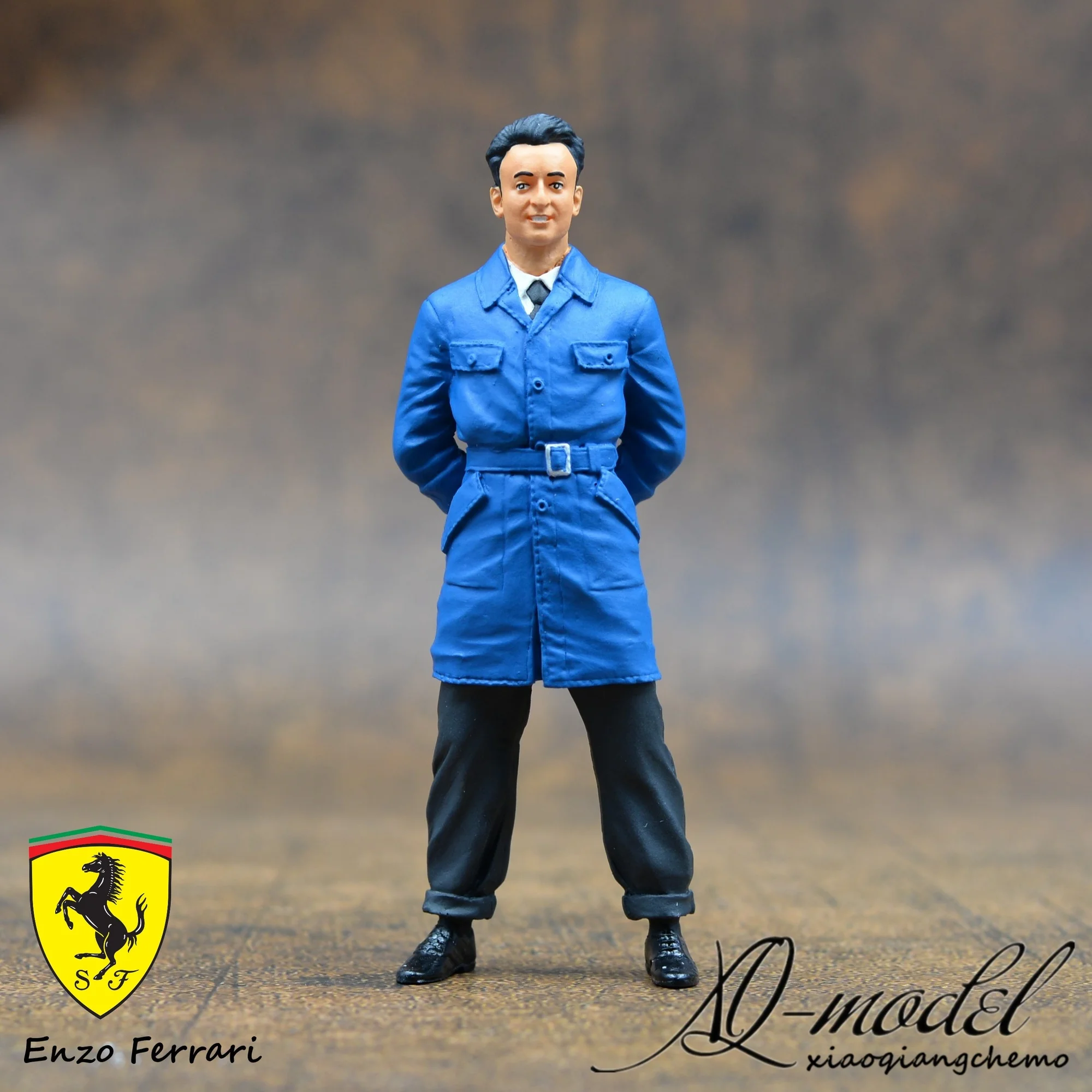 

Полимерная литой кукла в масштабе 1/18, модель Enzo Ferrari, молодежная версия, основатель, ручная работа, модель автомобиля, украшение сцены, высок...