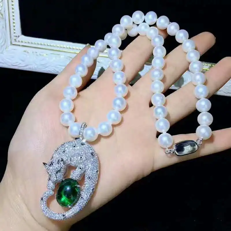 

Women's fashion jewelry micro inlaid zircon cheetahs accessories white 8-9mm freshwater pearl pendant necklace