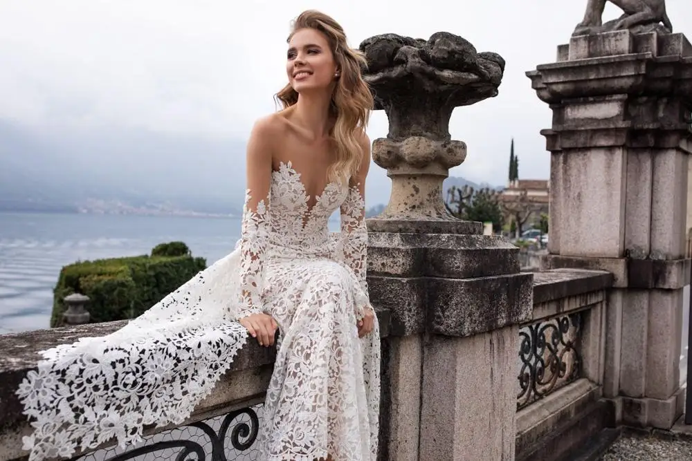 Женское свадебное платье с юбкой годе кружевное расклешенными рукавами открытой