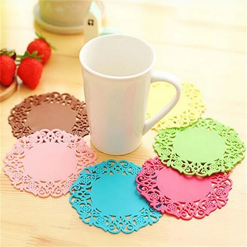 

1 PCS 9.5cm Flower Hollow Round Silicone Table Heat Resistant Mat Cup Office accessories School supplies