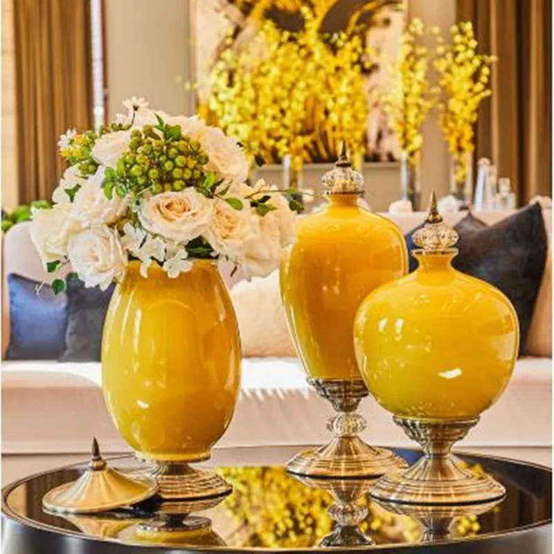 

Fashion American style yellow ceramic vase, modern home office restaurant bar decoration decoration gift