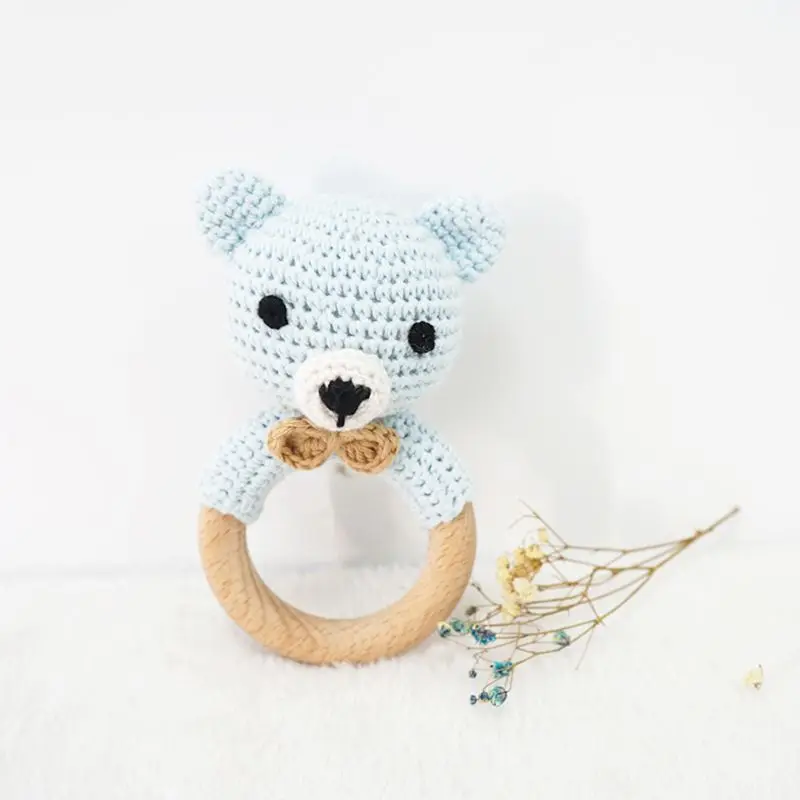 

Baby Wooden Teether Ring DIY Crochet Bear Rattle Soother Bracelet Infant Toddlers Teething Molar Play Toy Soothers Wholesale