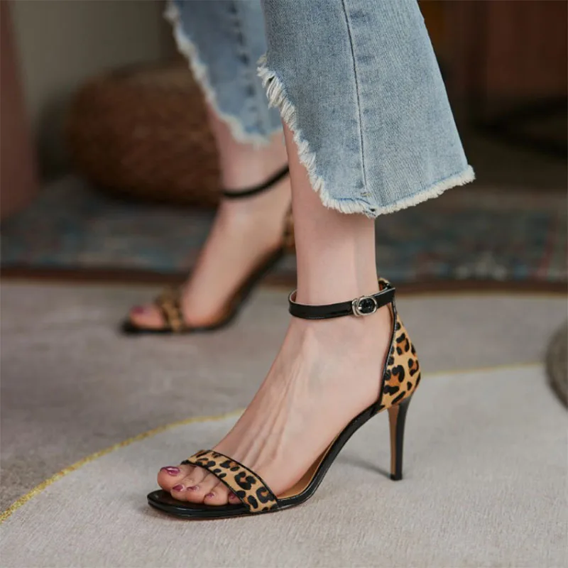 

Women's Fashion Shoes With Leopard Print Sandal For Summer 2021