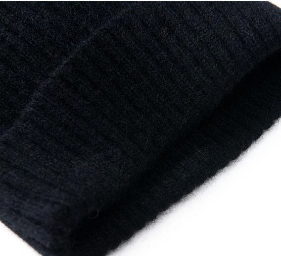 Меховые вязаные зимние шапки с помпонами для женщин шапочки плотные женские