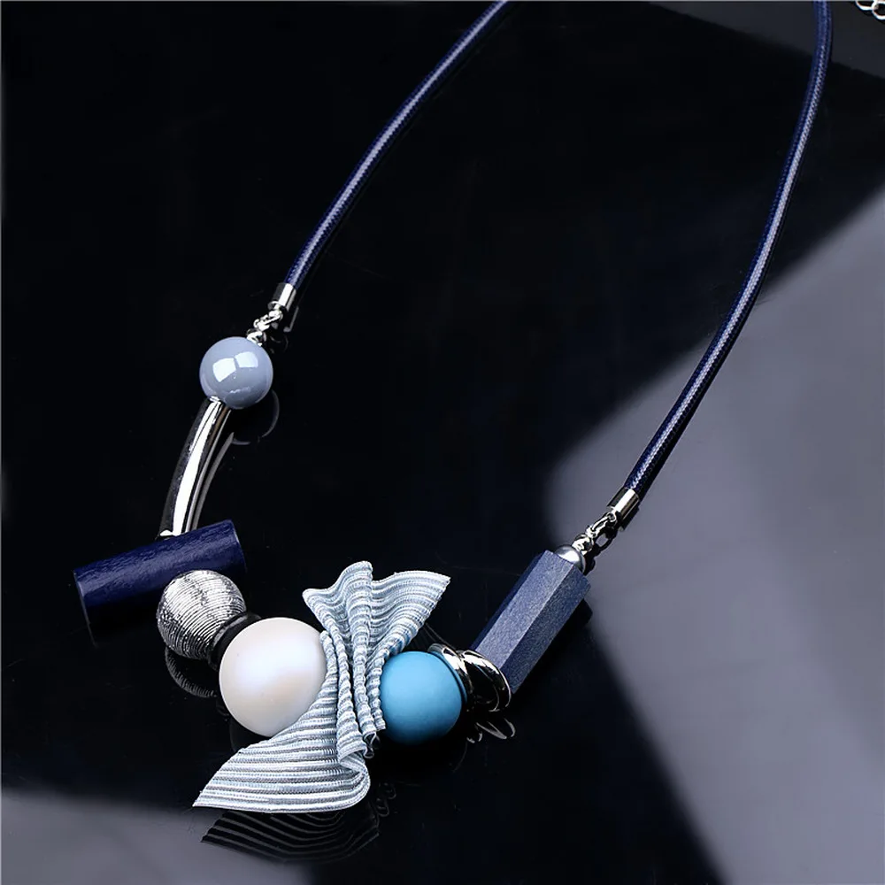 Ожерелье женское из акриловой смолы массивное с бусинами | Украшения и