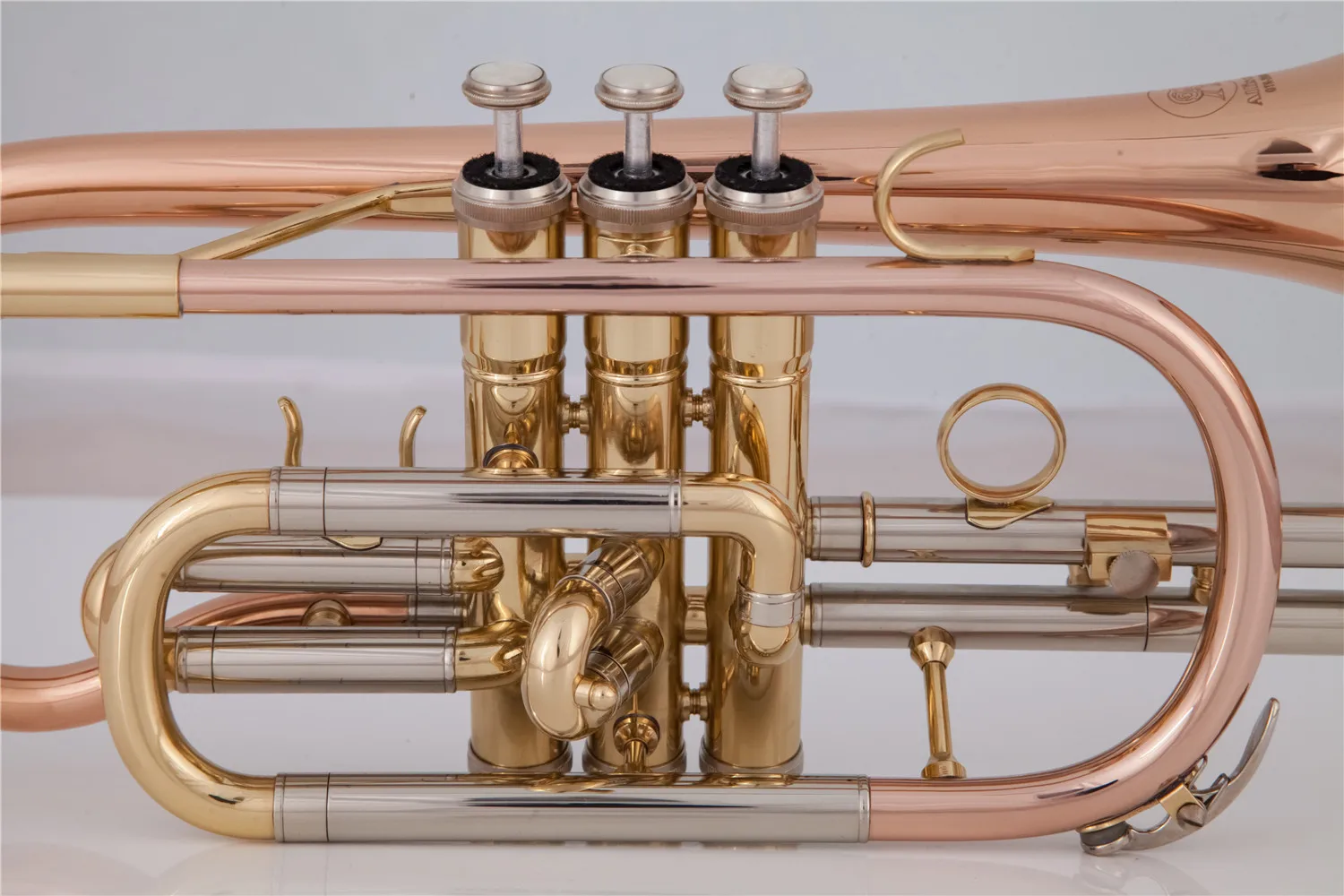 Профессиональная фосфористая медная труба Bach Bb Cornet с чехлом для переноски
