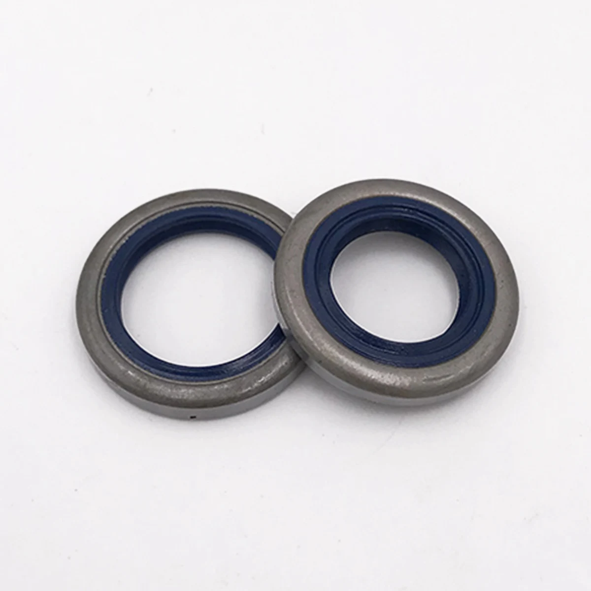 2pcs Oil Seals For Husqvarna 40 365 371 357 359 51 55 257 262 254 XP Replacement Oil Seals Chainsaw Parts