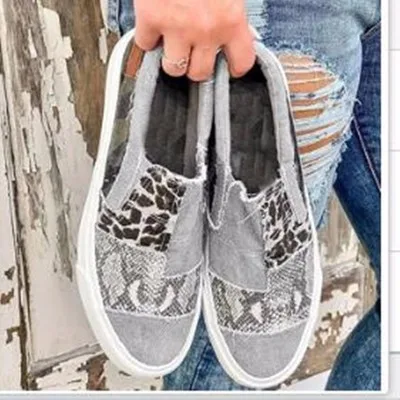 

size winter Autumn and large women's shoes snakeskin spliced polyurethane flat-soled canvas shoes walking shoes