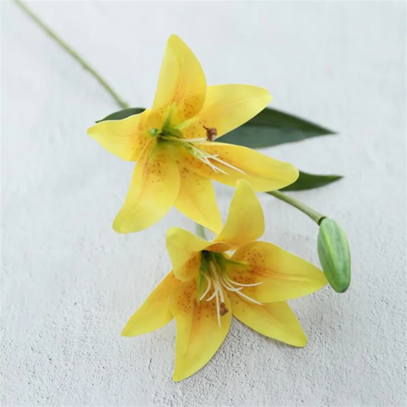 Один поддельный короткий стержень латексная Лилия Реалистичная на ощупь Lilium Brownii