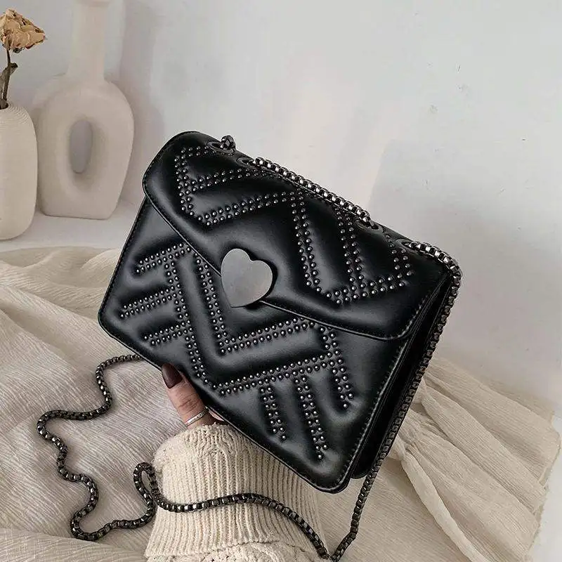 Модные женские сумки через плечо с цепочками и заклепками винтажные мессенджеры