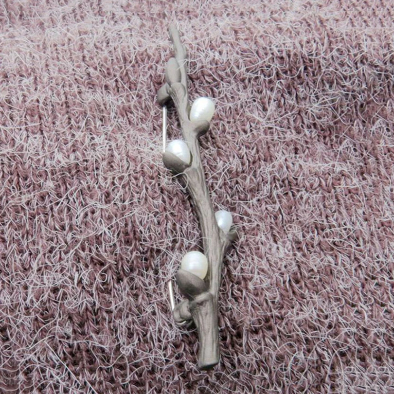 Имитация жемчуга цветок сливы броши для женщин серебряный цвет сплав женская