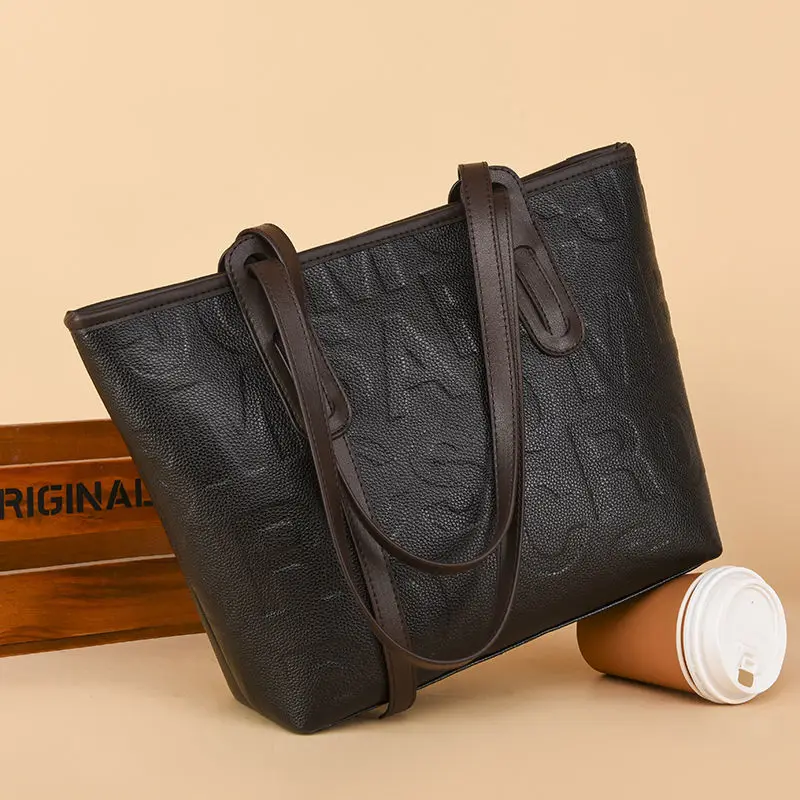 

Fashion Letter Printing Women Tote Bag Large Capacity Luxury Handbags Women Bags Designer Hot Sale Female Shoulder Shopping Bag