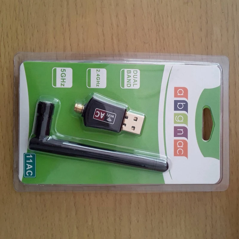

2.4Ghz / 5Ghz USB Wireless Network Card 600Mbps Dual-Band Wireless WIFI Signal Receiving Transmitter / Wireless Network Adapter