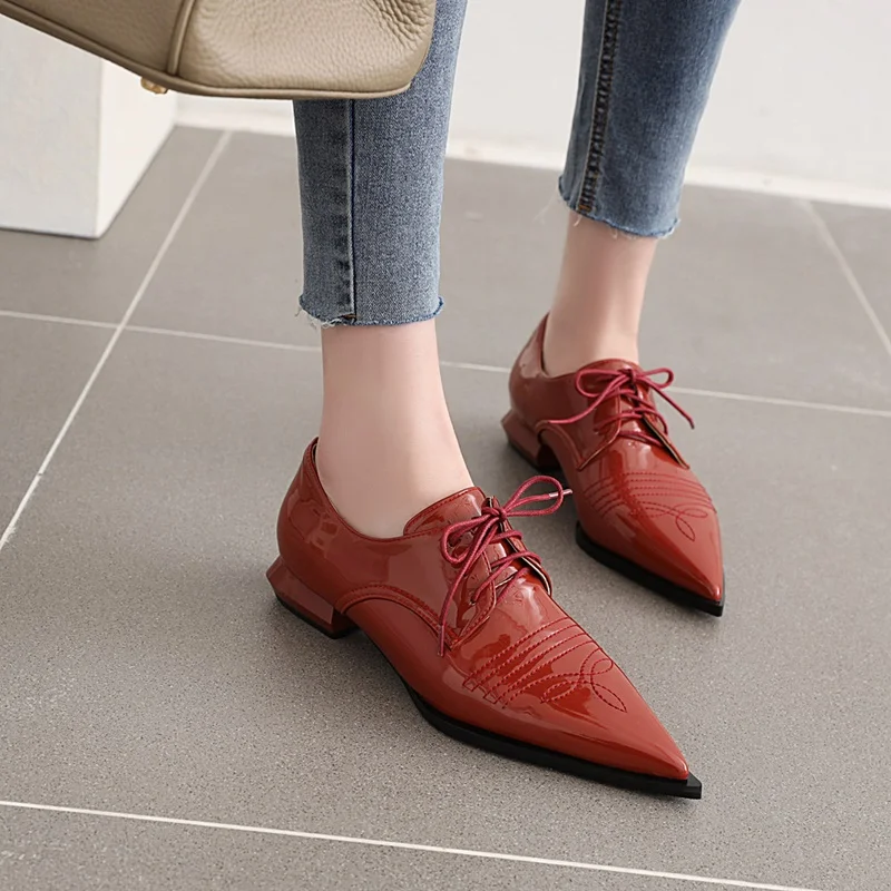 Туфли-лодочки женские из искусственной кожи заостренный носок низкий толстый