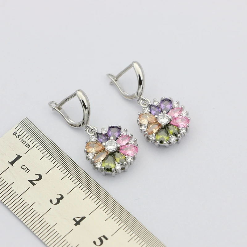 Серьги из натурального разноцветного кубического циркония ювелирные изделия