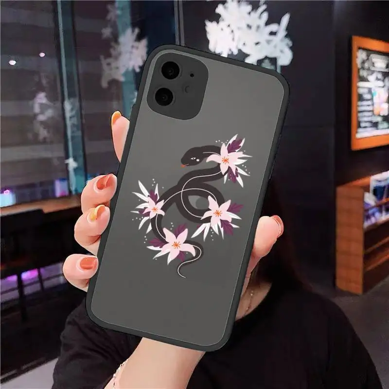 

Hand Snake Phone Case For iphone 12 11 8 7 plus mini x xs xr pro max matte transparent cover