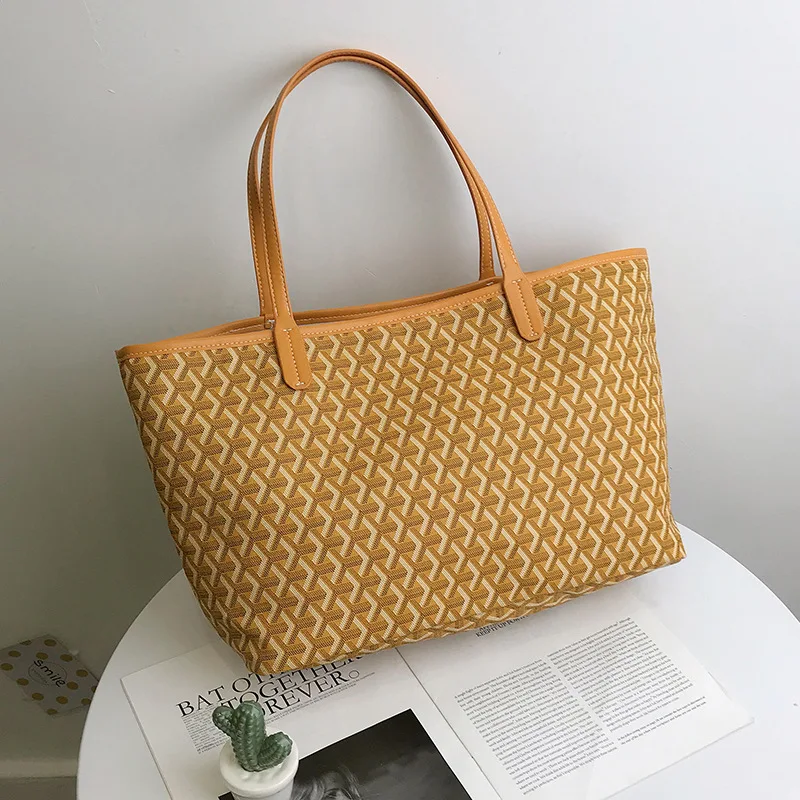

Woman Large Capacity Shoulder Shopper with Geometeic Print Luxury Designer Handbag Female Yellow Beach Fashion Cosmetic Bags
