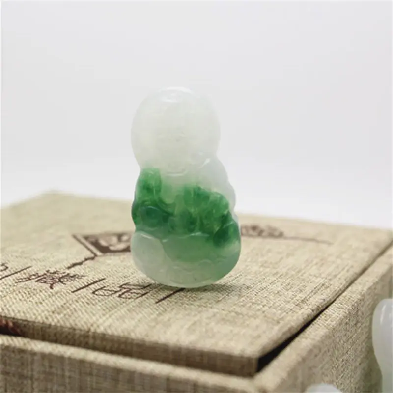 

Natural Jadeite GuanYin Bodhisattva Amulets Charms Kwan-yin Pendants for Women TBP367