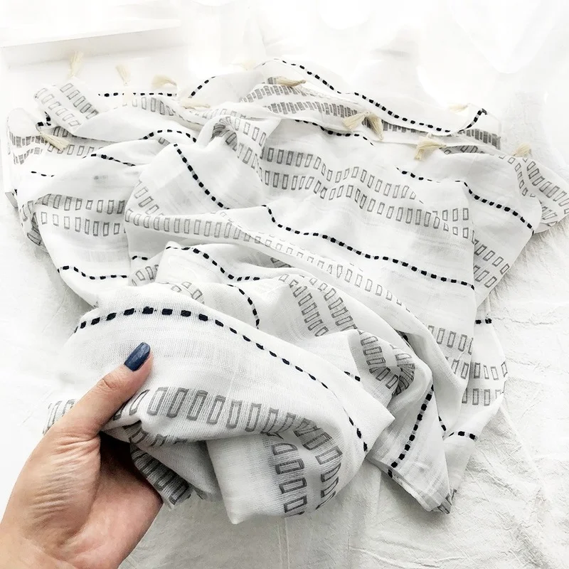 Литературный и художественный маленький градиентный шарф из конопляного хлопка