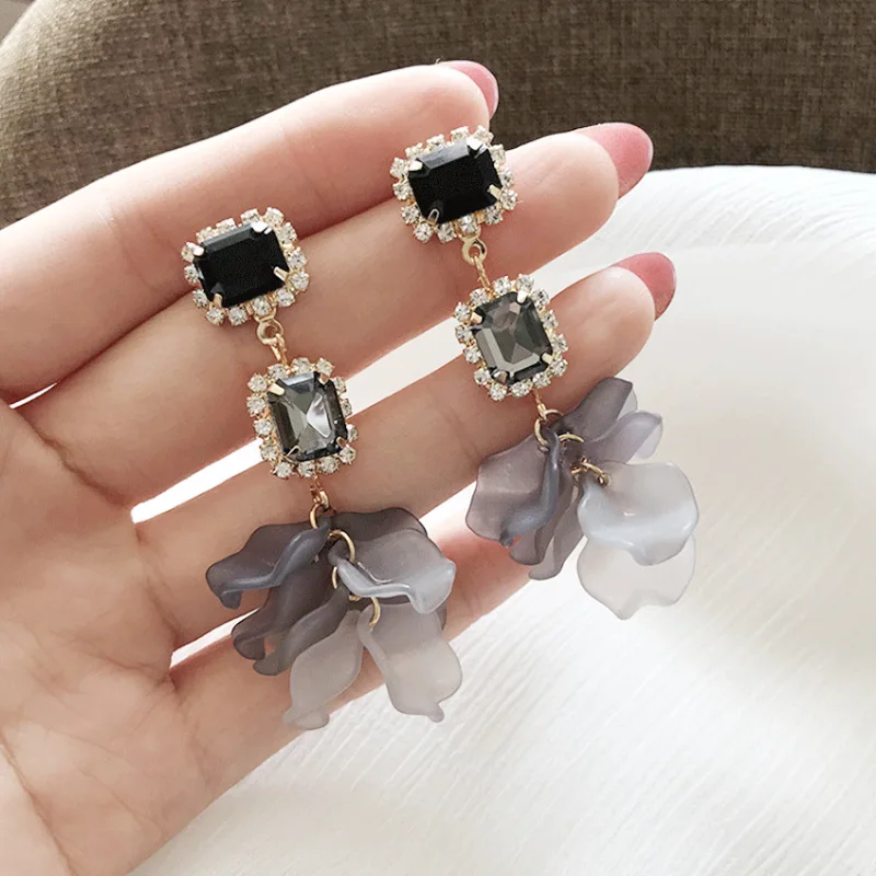 

Crystal Drop Earrings Women Female Long Elegant Grey Black Rose Petals Ear Jewelry Pendant Resin Flower Bridal Birthday Gift New