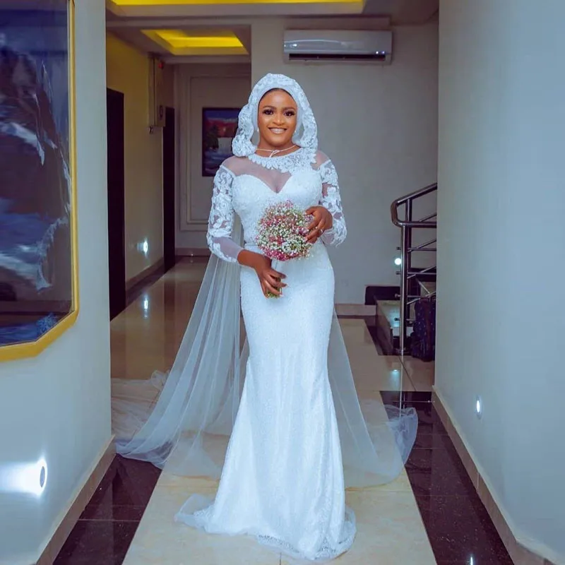 

Muslim Lace Wedding Dresses Long Sleeves Sheer Neckline Beads Sequins Plus Size Women Bridal Dress Arabic Women Wedding Vestidos