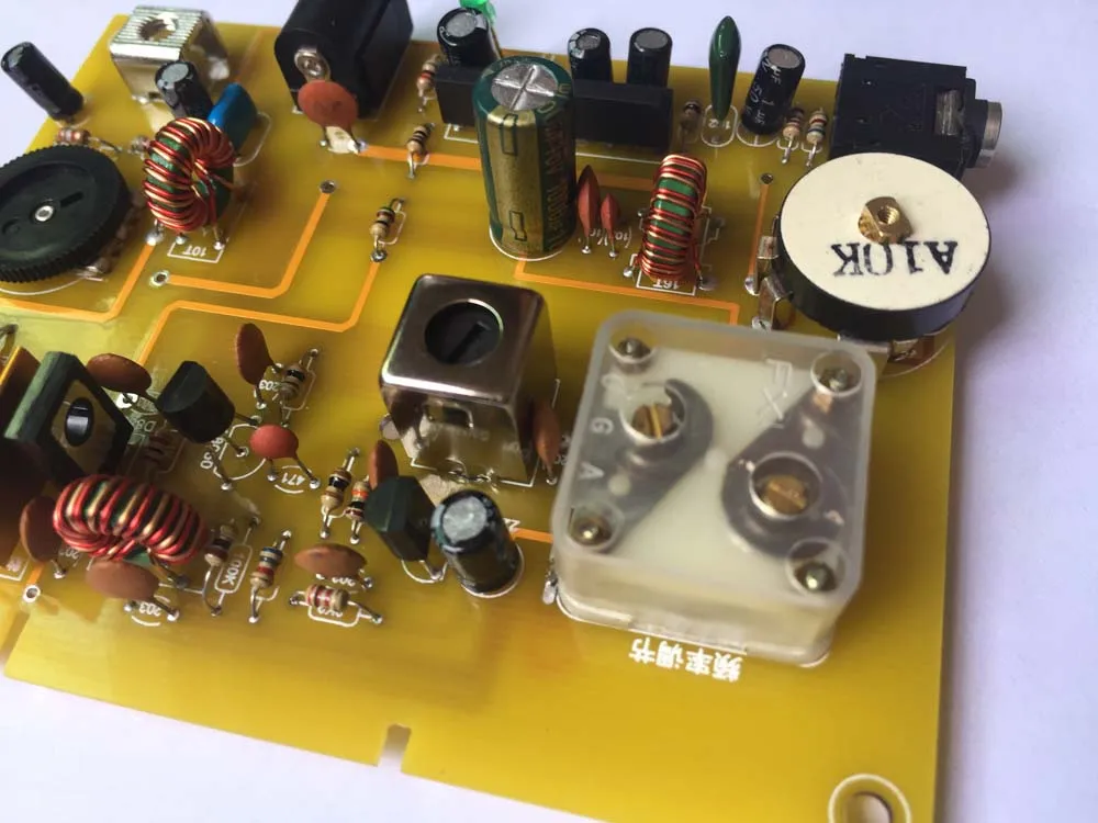 Micropower Средний волновой передатчик руды Радио Частота 600 кГц-1600 кГц | Электронные