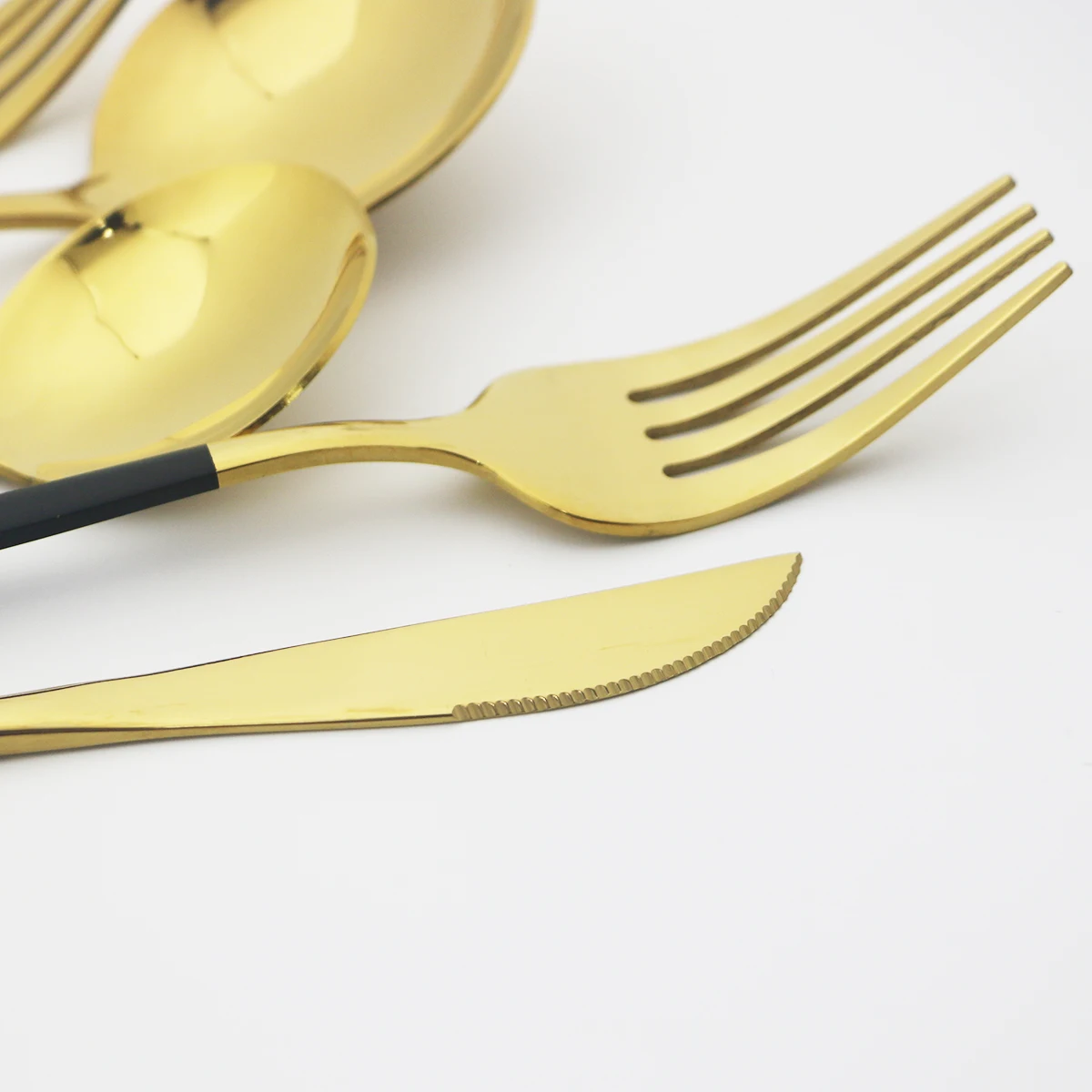 24Pcs Black Gold Dinnerware Set Stainless Steel Cutlery Knife Fork Coffee Spoon Tableware Western Kitchen Silverware |