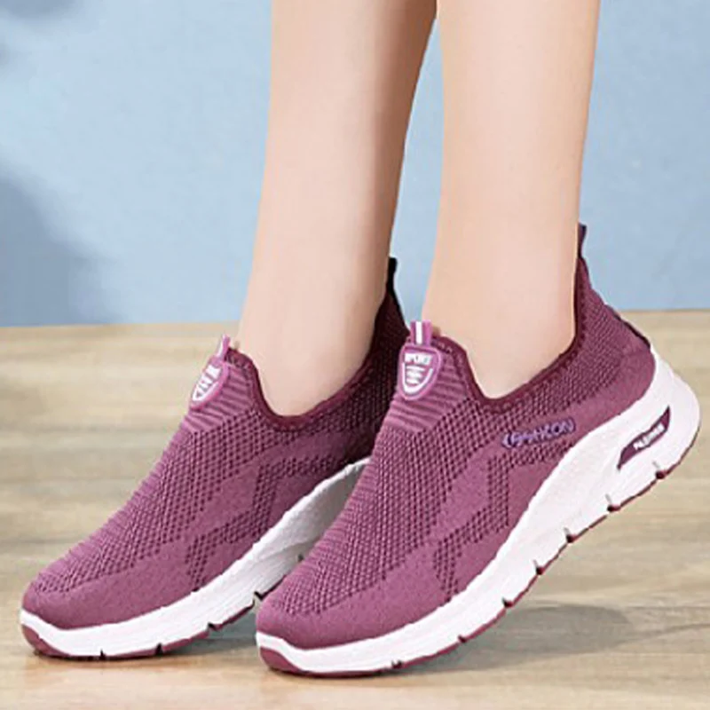 

Spring Women Vulcanized Shoes Woman Casual Flat Knitted Brathable Female Sneakers Non Slip Ladies Footwear Comfortable 2021