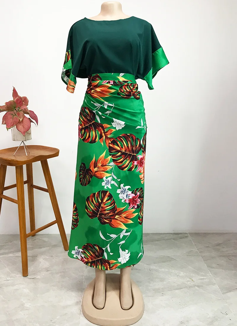 

Two Piece Women Set 2021 Dashiki Traditional African Clothing 2 Piece Set Africaine Print Bodycon Top+skirts Outfit Clothes