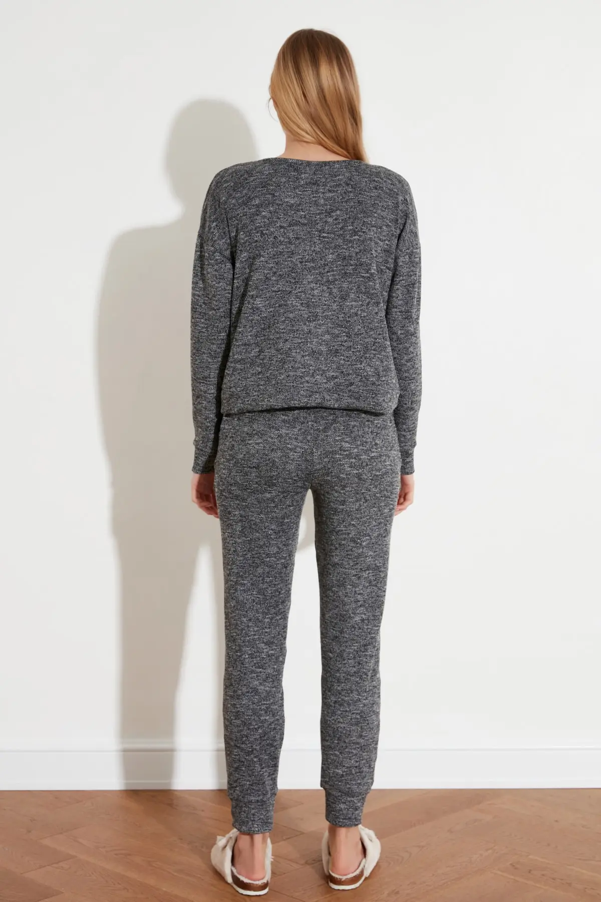 

Trendyol Embroidered Knitted Pajama set THMSS21PT0053
