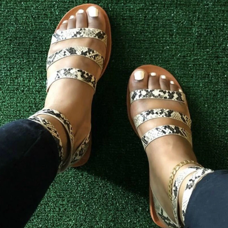 

Women Gladiator Sandals Flat Heels Black Snake Ankle Strap Buckle Peep Toe Fashion Rome Party Shoes Ladies Female Summer 2020