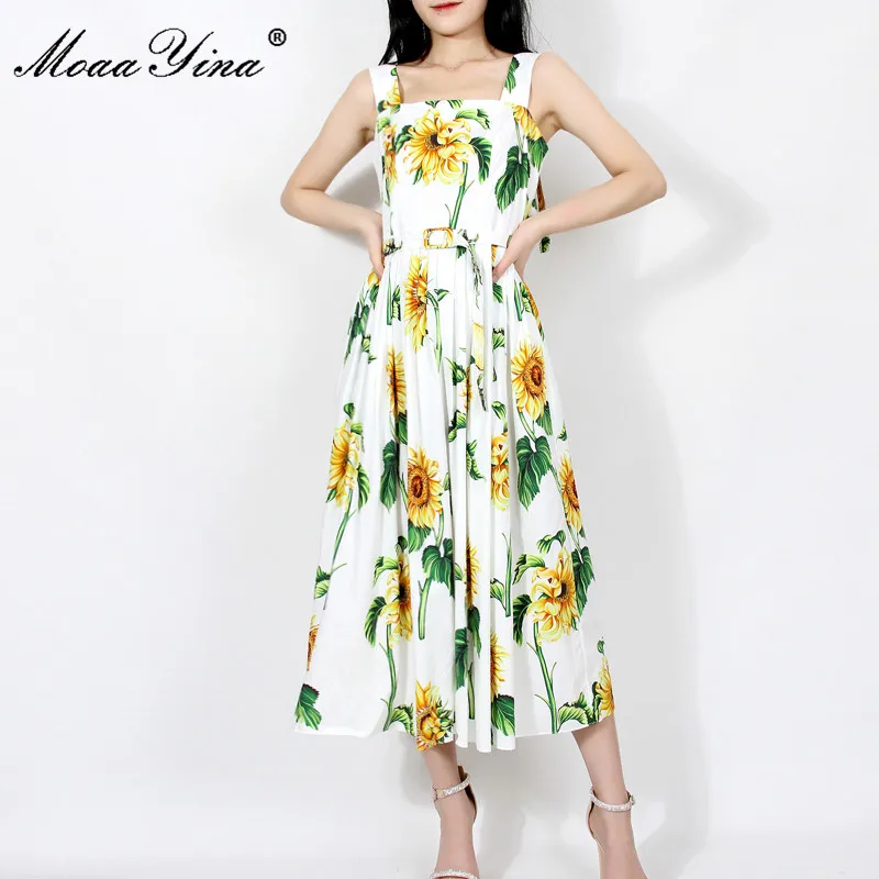 

MoaaYina 2021 Bohemian Vacation Dress Women's Summer New Fashion Spaghetti Strap Pineapple print Runway Elegant Party Dress