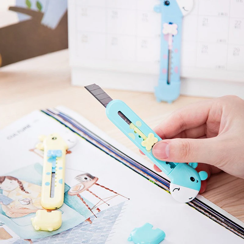 

MIni Retractable Cutter Outdoor Mini Portable Utility Knife Paper Opener