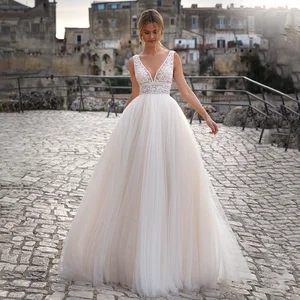 Chic V-Neck Gliter Tulle Wedding Dresses 2022 Boho Lace Appliques A-Line Bridal Gown Vestido De Novi