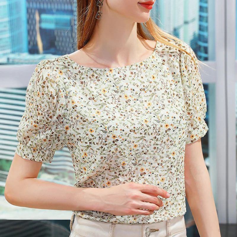 

Шифоновое платье с цветочным узором для женщин домашний костюм с короткими рукавами; Сезон лето; Новые туфли с квадратными футболка с кругл...