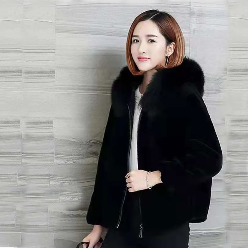 Winter New Ladies Fur Foat Short Faux Sheep Shearing Hooded Coat Fashion Casual Faux Fox Fur Collar Fur