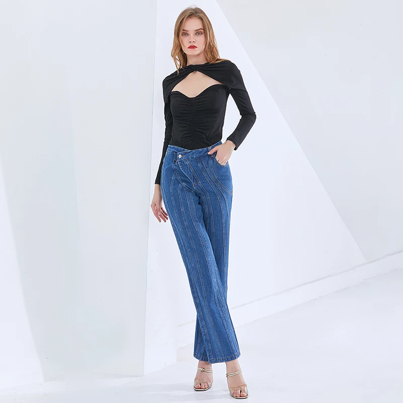 

TWOTWINSTYLE Black Ruched Slim Jumpsuit For Women O Neck Long Sleeve High Waist Hollow Out Sexy Bodysuit Female Fashionable New