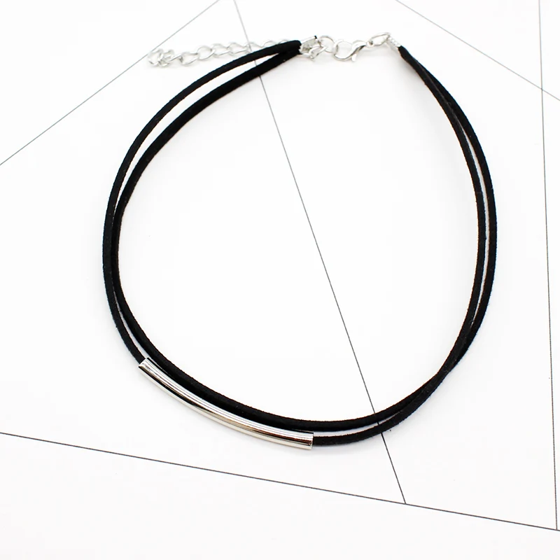 

2021 New Fashion Bending Tube Velvet Choker Necklace Double Layer Style Torque Black Short Leather Necklace Charm
