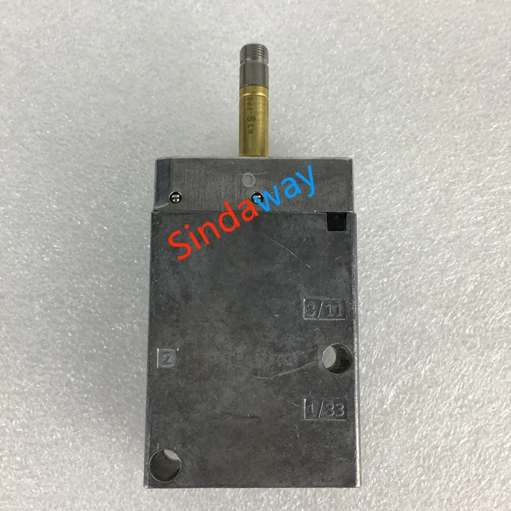 

New Original Solenoid valve MFH-4-1/8-B 9982