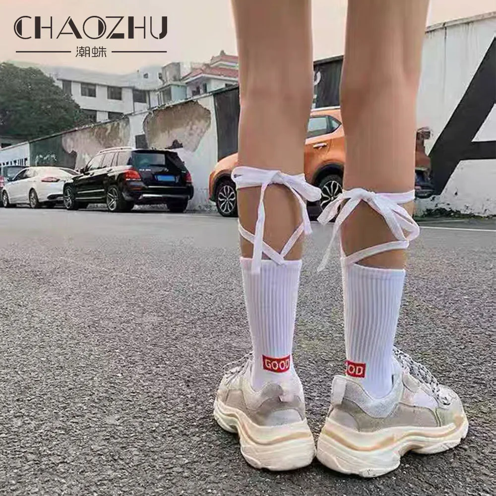 

CHAOZHU Japanese Harajuku Tide Black White Cotton Sox With Long Rope Strap Top JK Girls Cool Skateboard Hip Hop Grunge Socks Alt