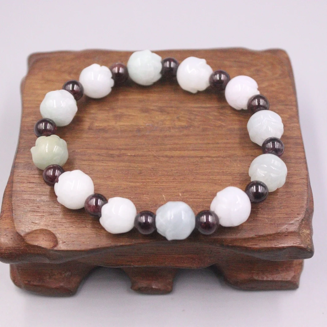 

Natural Jasper Bracelet Width 10mm Rose Pattern White And Red Beads Link Chain Diameter 55-60mm For Woman Man