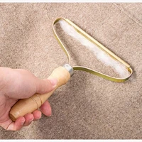 1pcs mini manual portable fluff remover fabric razor suitable for carpet wool coat clothes fabric shaver scraper brush tool