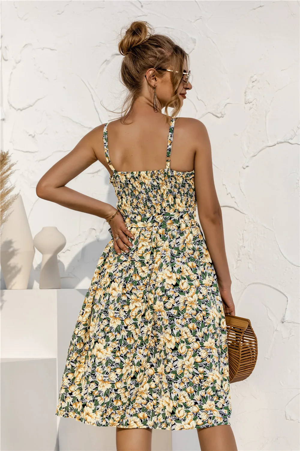 

Boho Summer Dress 2021 New Spaghetti Strap A Line Midi Beach Dress Women Vintage Floral Wave Point Button Up Dresses Red Green