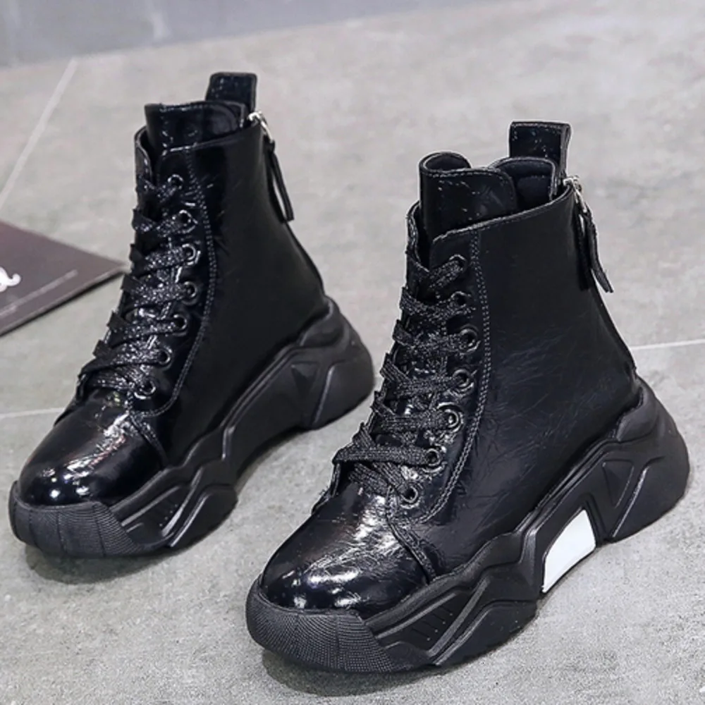 Новинка Модные женские зимние кроссовки повседневная обувь кожаная на платформе