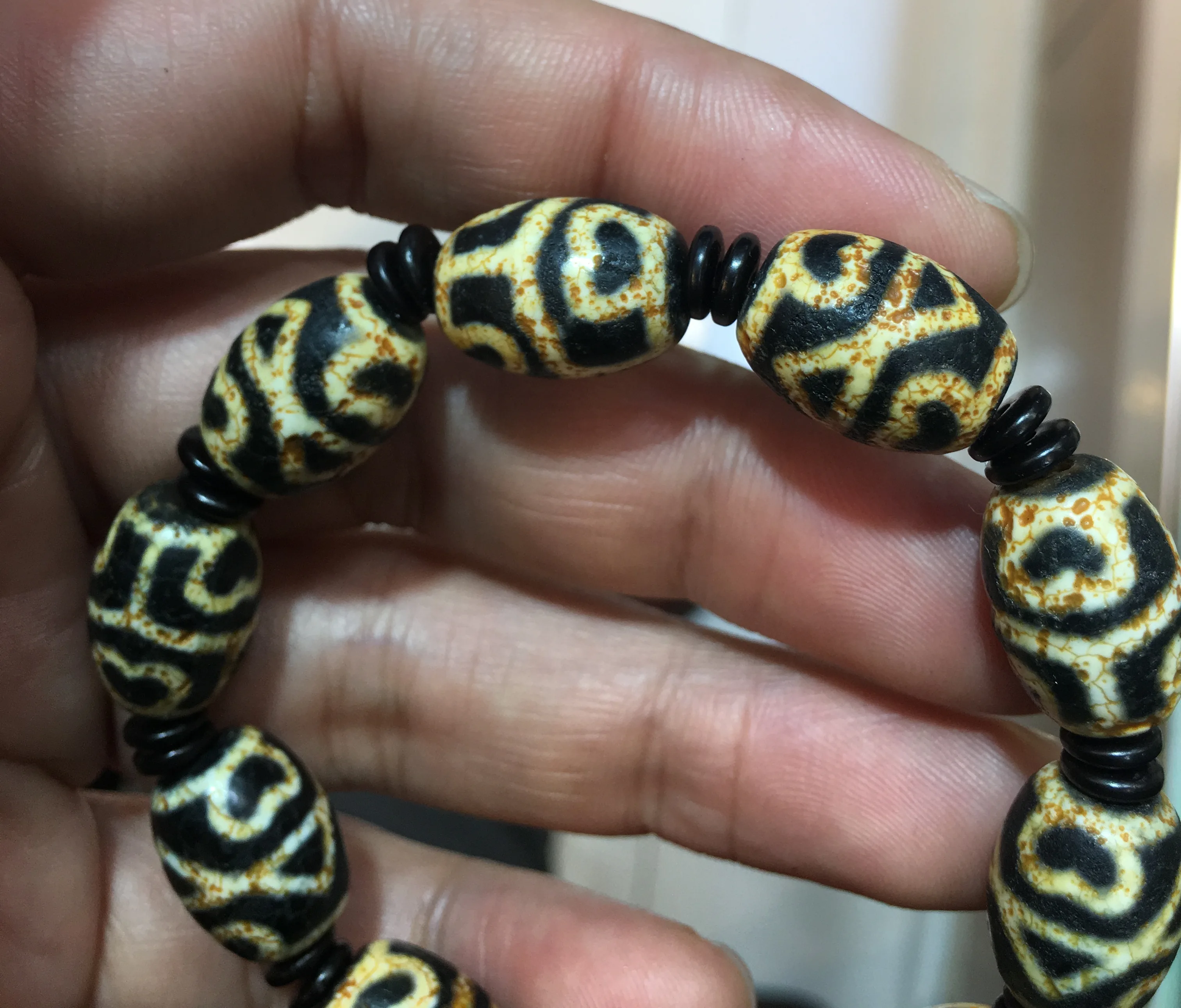 Rare Magic Tibetan Old Agate DRAGON VEIN MULTI SYMBOL Totem dZi Bead Bracelet Bangle | Beads