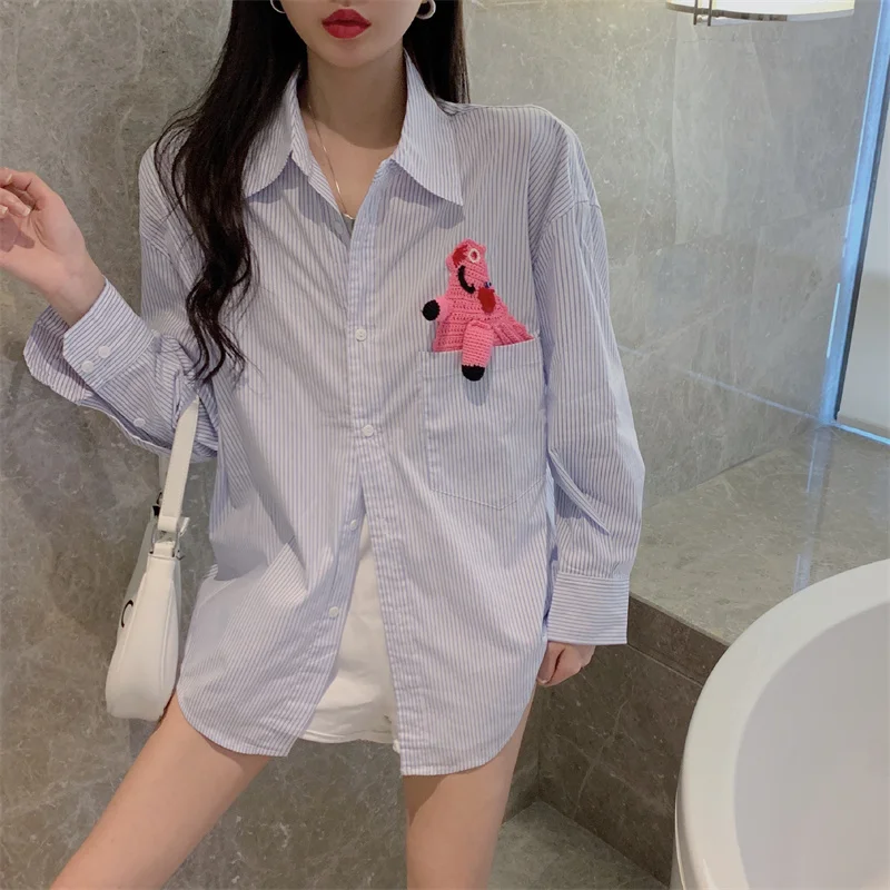 

Модные полосатые женские блузки с вышивкой, осенние свободные длинные рубашки с длинным рукавом и карманом YOU1047