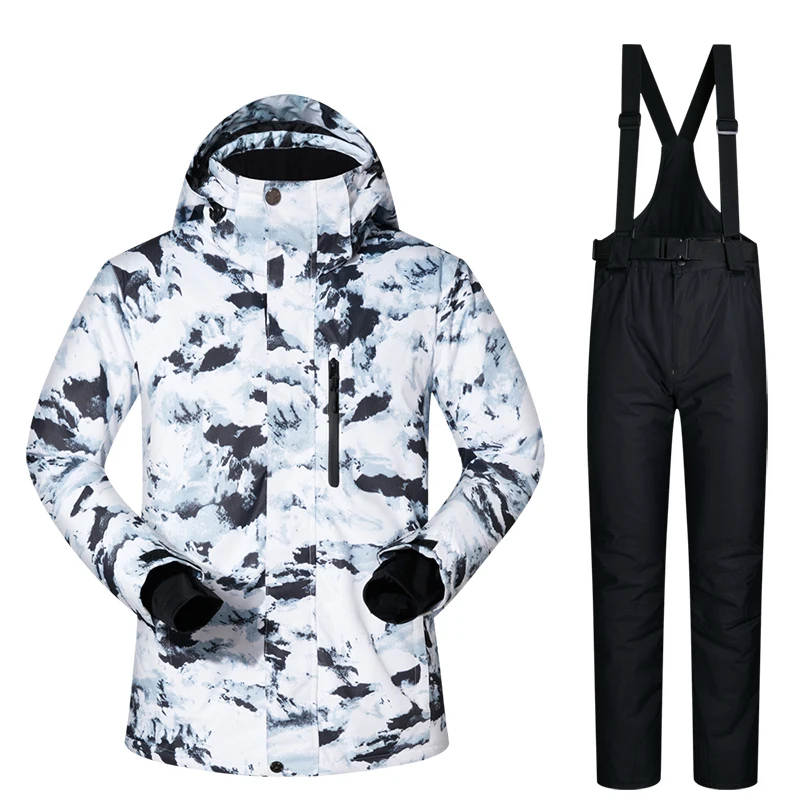 

Skiing & Snowboarding